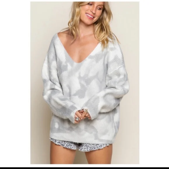 POL Dip-dyed Knitted Sweater - Picture 2 of 9